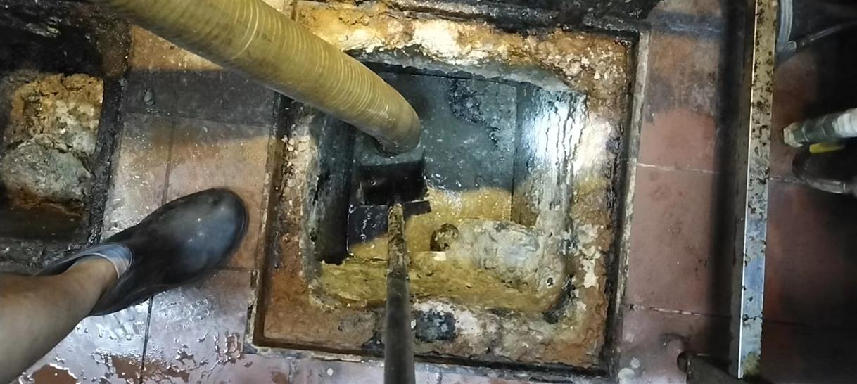掇刀污水池清理一般都有毒气，怎么预防中毒呢？