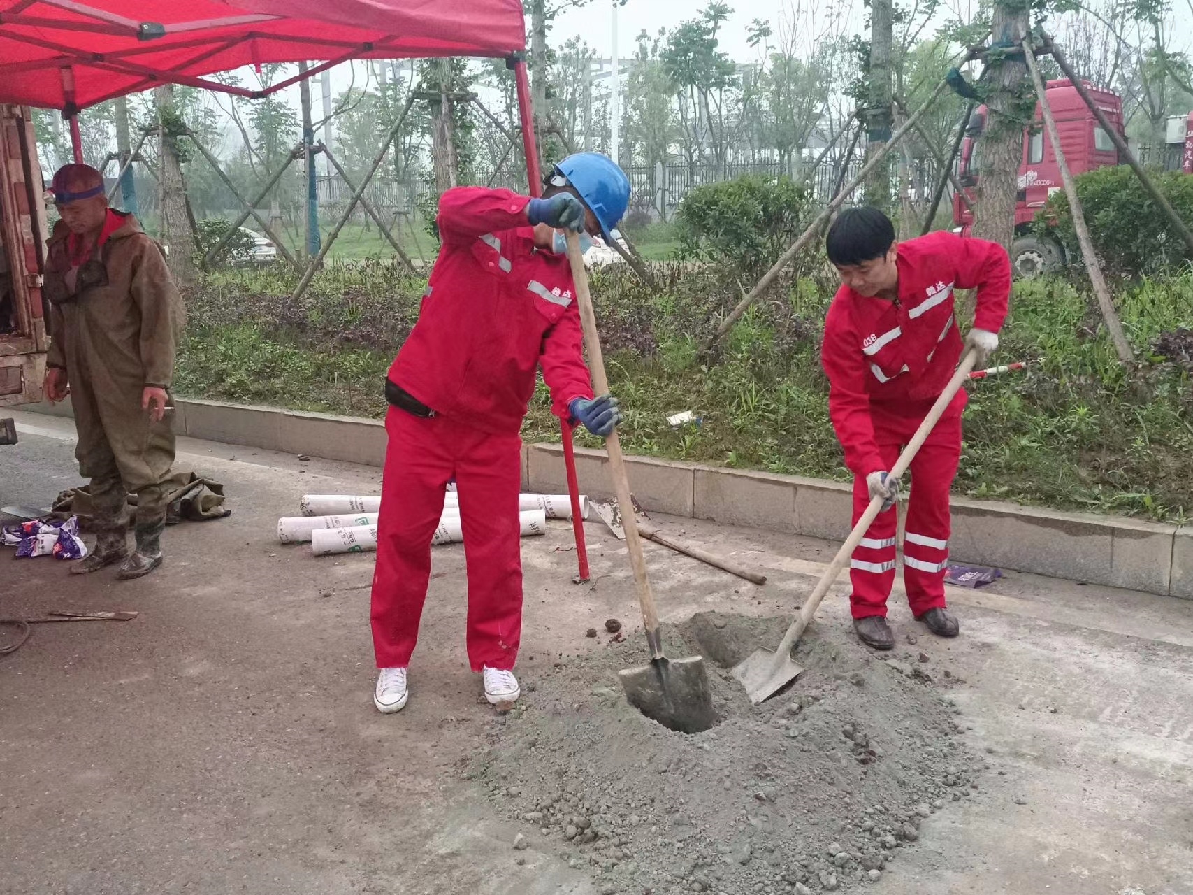 掇刀管道疏通哪家好】及时进行市政管道清淤