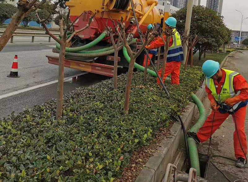 掇刀市政管道清淤